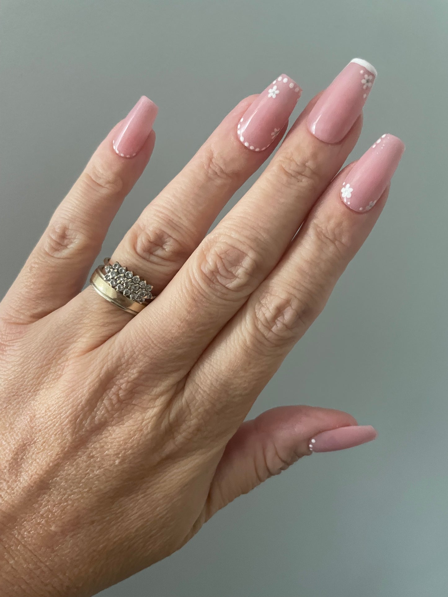 HANDMADE gel Press on nails | gel nails | wedding nails | pink nails | handpainted nail art | stick on nails | false nails |customisable | removable nails | BIAB