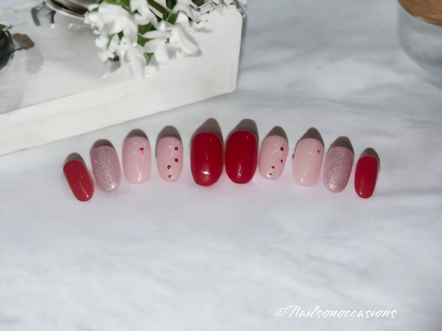 Handmade Press on Nails | Autumn | Self adhesive | Glue on | Full Cover Nails | Fake Nails | Red Colour | UK Free Delivery | Luxury Gifts | Gel Nails | Oval shape | BIAB | Application kit included | Reusable | Durable | Occasion wear | Do it yourself