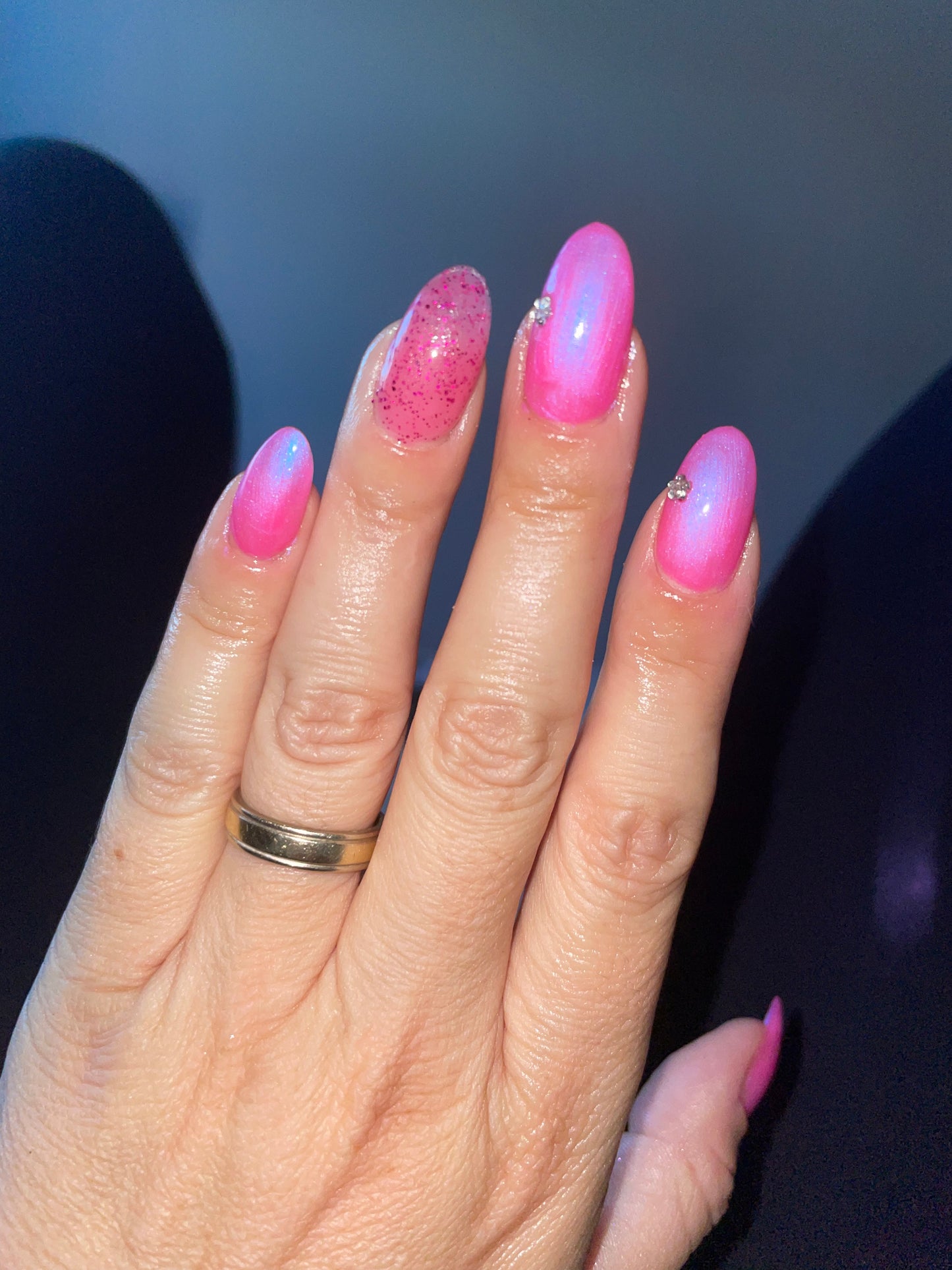 Press On Nails | summer Nails | Short pink Gel Nails | Acrylic Nails | False Nails | Fake Nails | bride to be Nails | BIAB | Handmade | Removable Nails | Stick on nails | UK free delivery | Summer nails | Nails on occasions | salon ready | Round  shape |