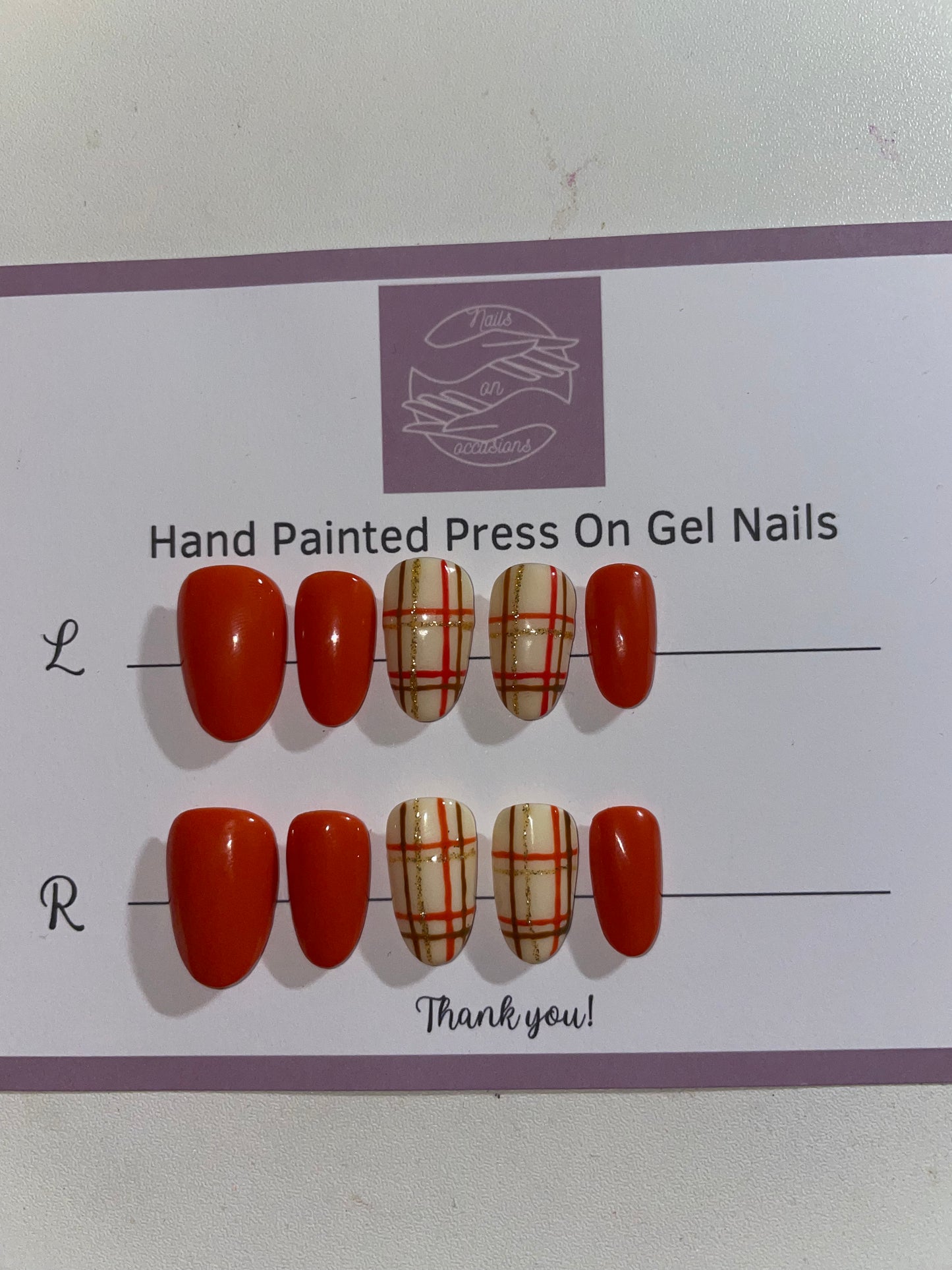 Short Round Tartan pattern press on nails