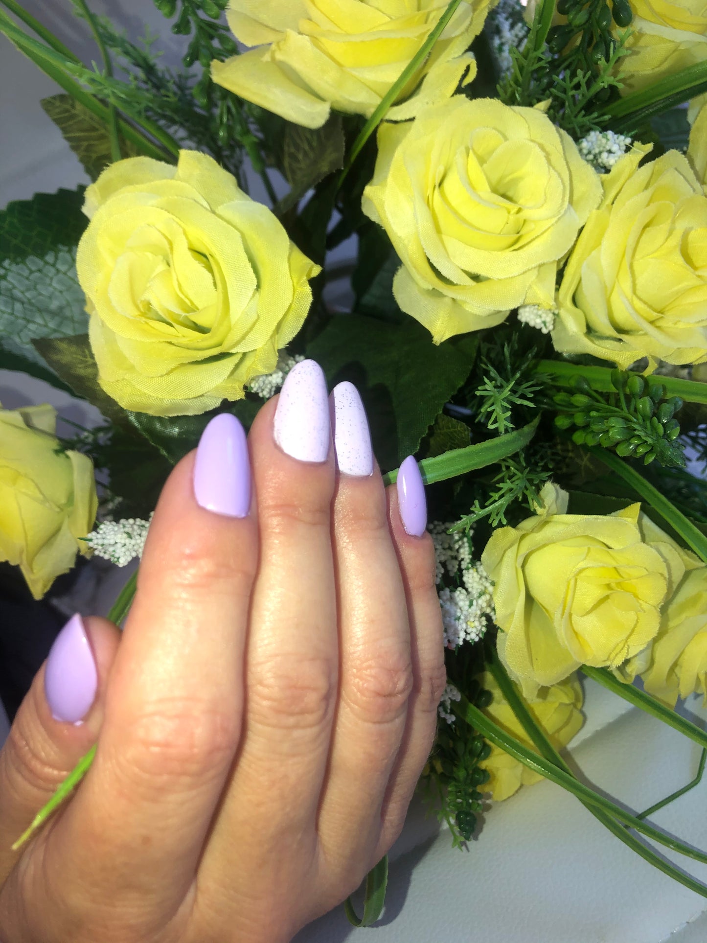 Short round lavender Press on nails