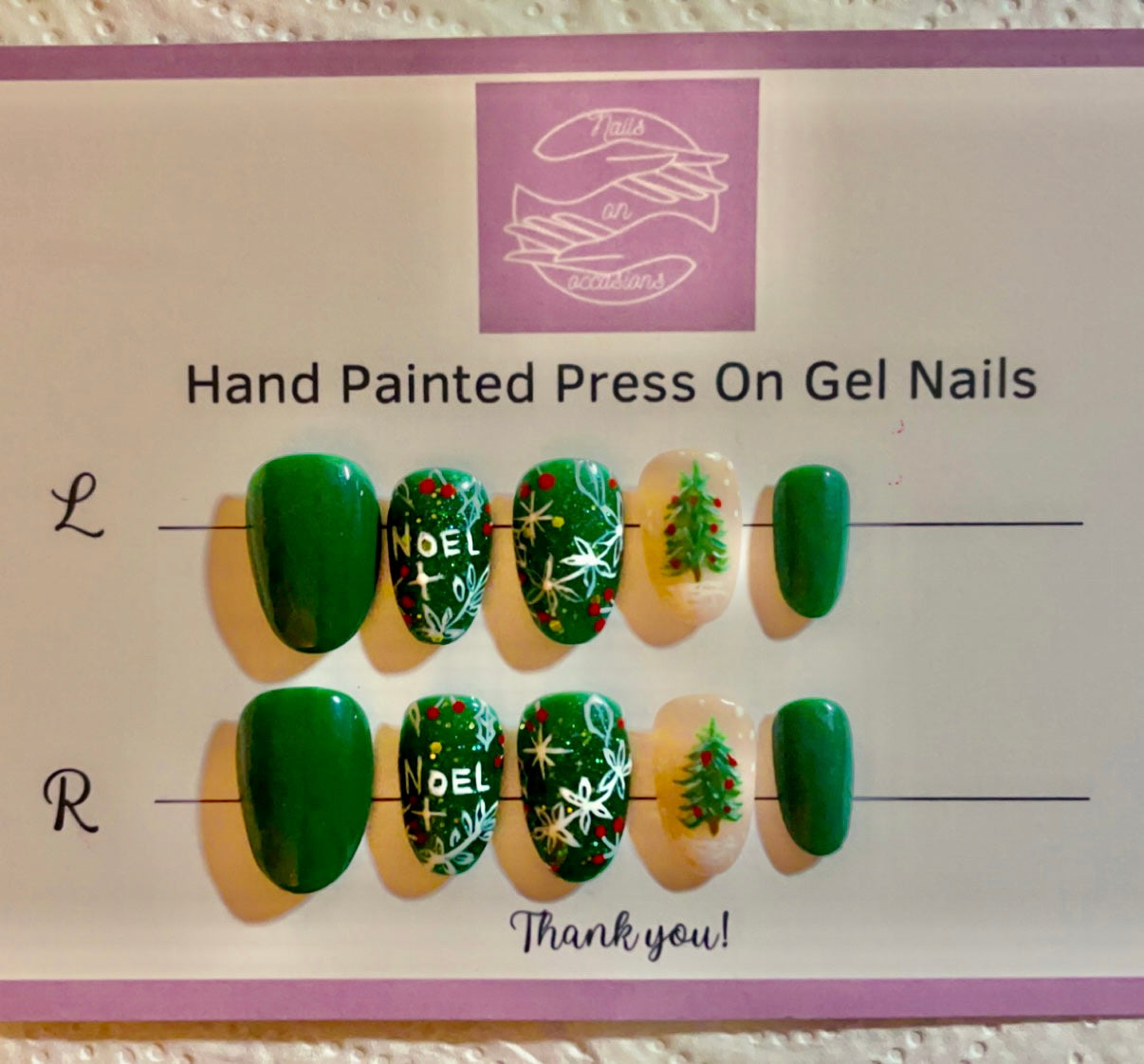 Press On Nails | Autumn Nails |  Christmas  | Short green Gel Nails | Acrylic Nails | False Nails | Fake Nails | Thanksgiving Nails | BIAB | Handmade | Removable Nails | Stick on nails | UK free delivery | Oval shape | Nails on occasions | salon ready