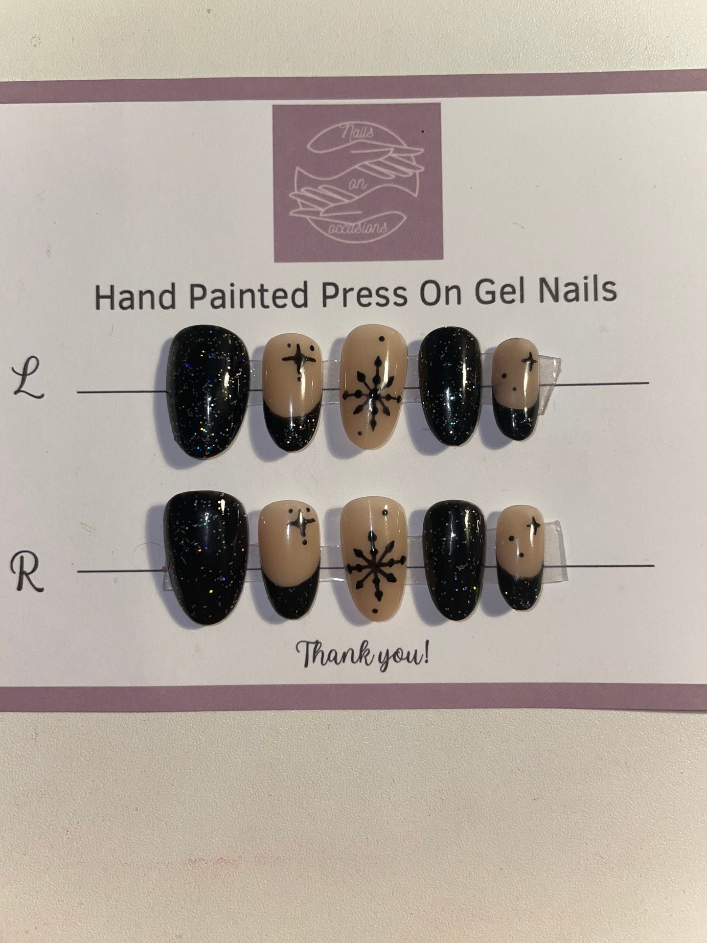 Short round Black French tip press on nails