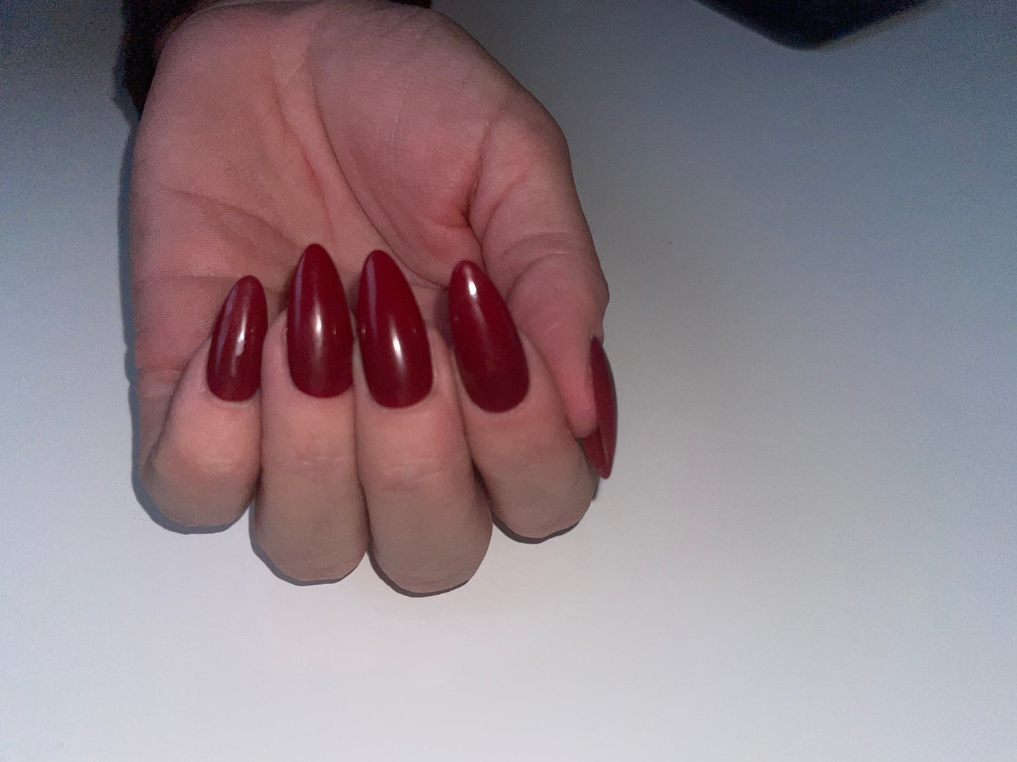 Medium stiletto dark red press on nails