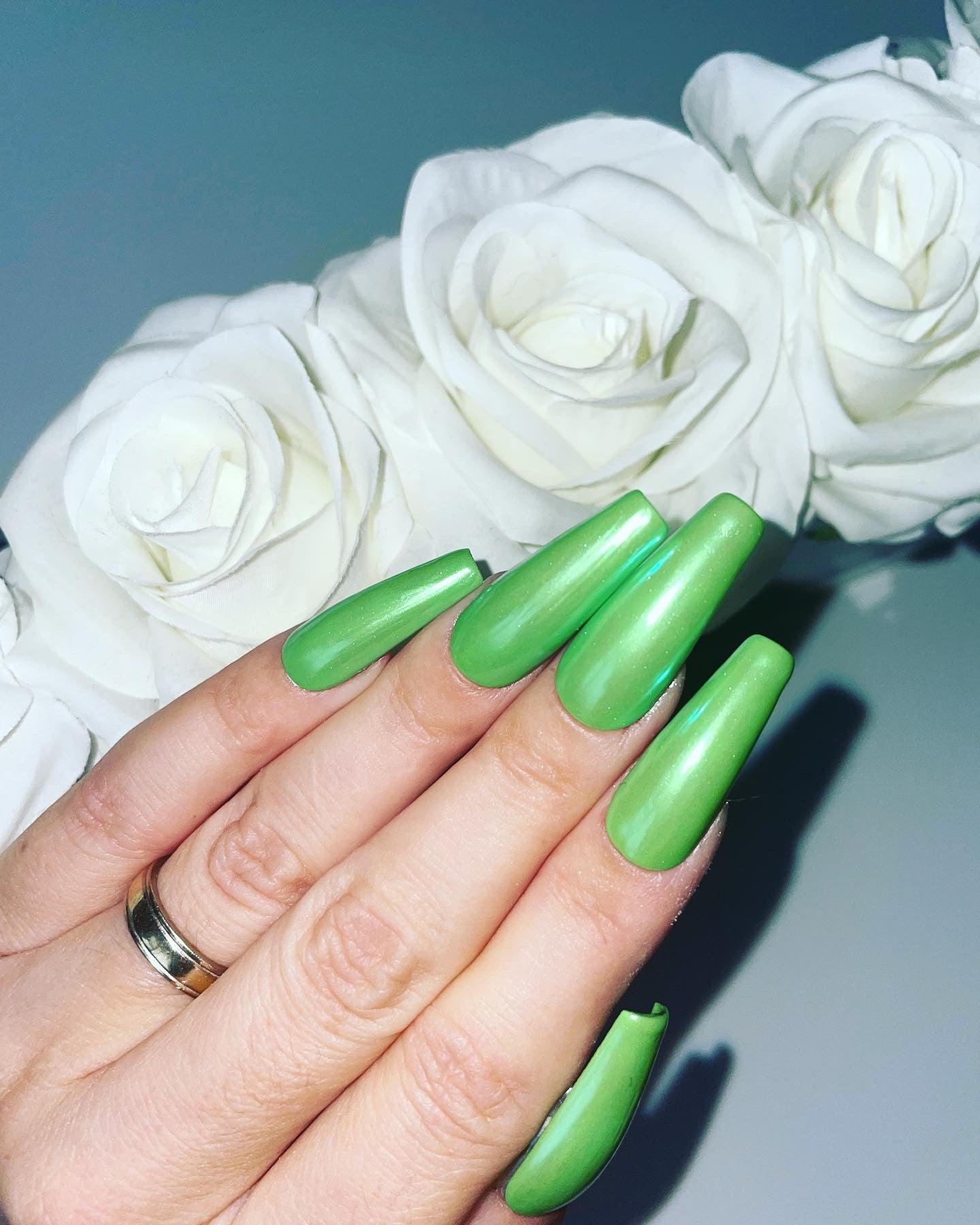 Handmade Press on Nails | Self adhesive | Glue on | Full Cover Nails | Fake Nails | Green Colour | UK Free Delivery | Luxury Gifts | Gel Nails | Coffin shape | BIAB | Application kit included | Reusable | Durable | Chrome effect | BIAB | Long Nails | DIY