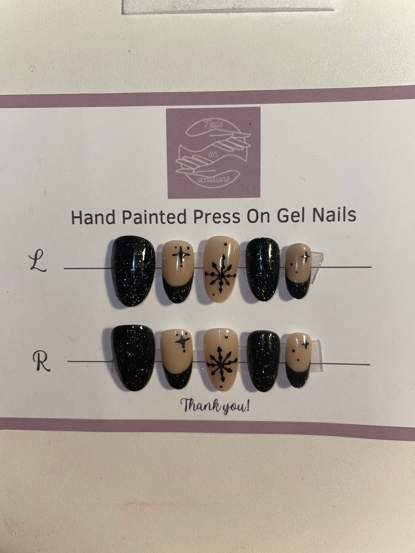 Short round Black French tip press on nails